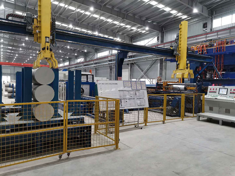 Extrusion equipment