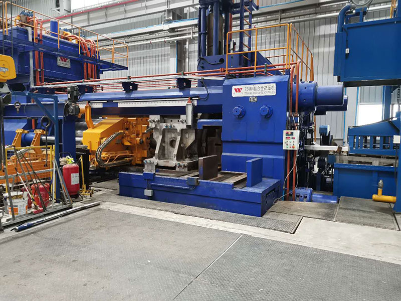 Extrusion equipment