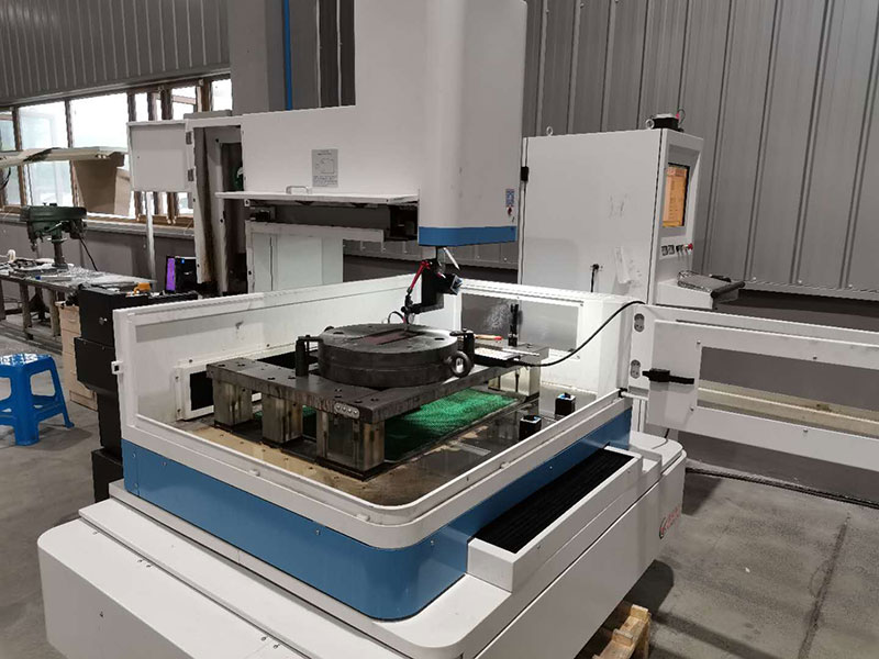 Mold processing equipmen···